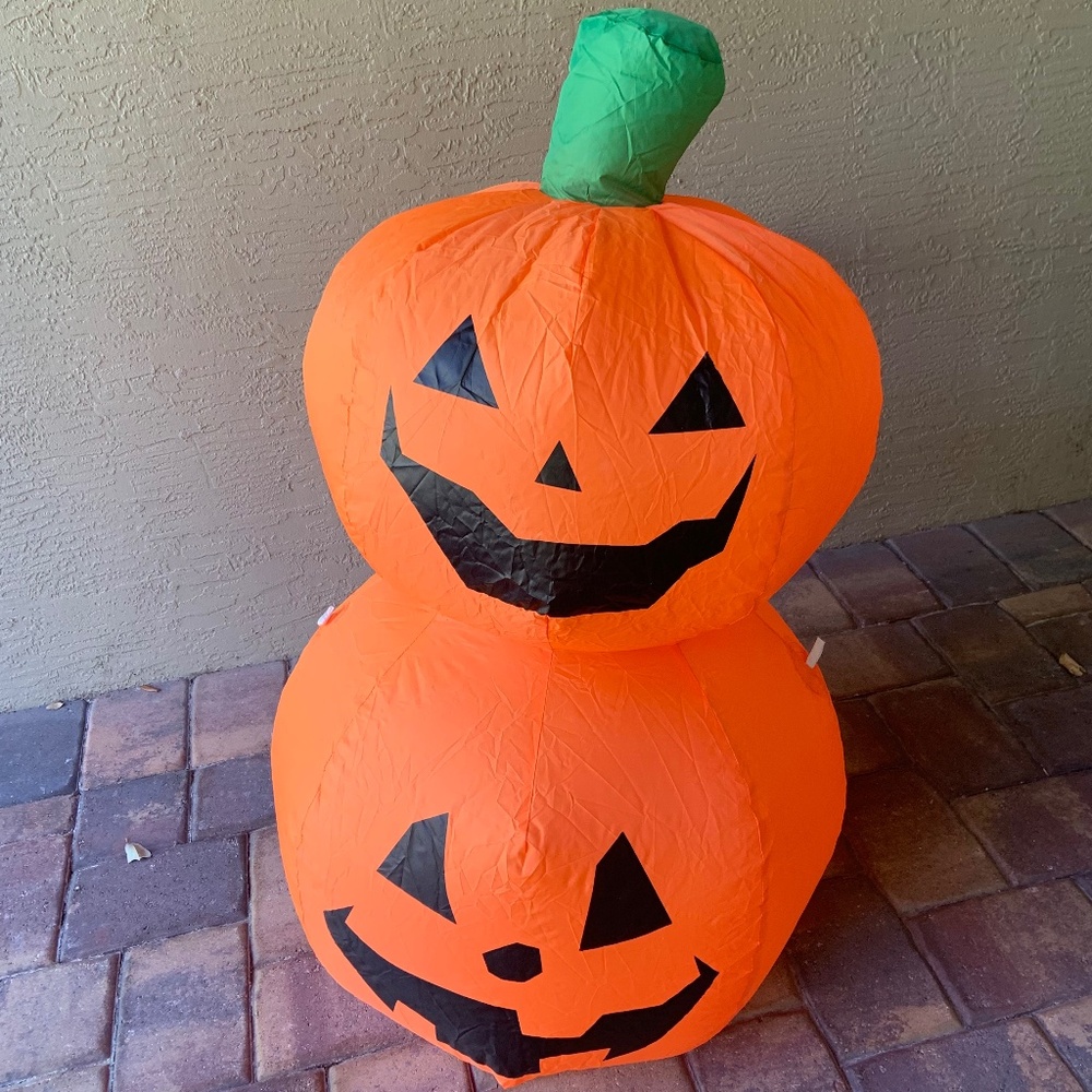 Gemmy Halloween Airblown Inflatable Indoor/Outdoor Pumpkin Duo Stack 3.5 ft